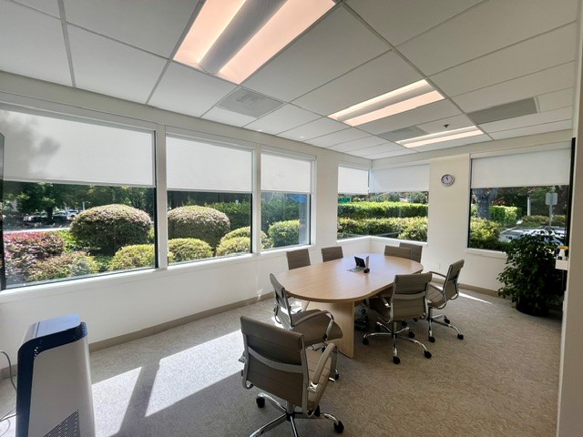 Roller Shades with Cassette — photo 1 of 6